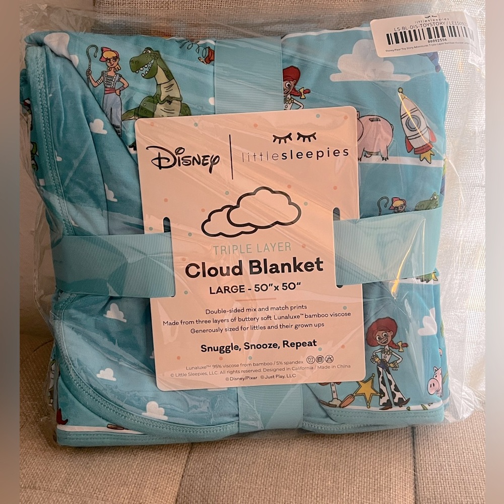 Little sleepies Toy Story cloud blanket